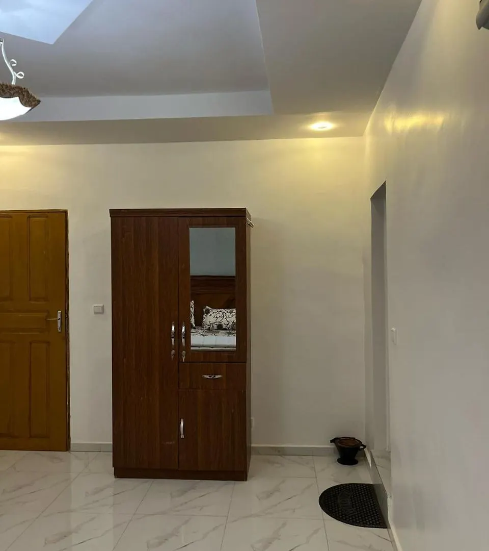 Residence Ouakam Batrain داكاغْ شقة